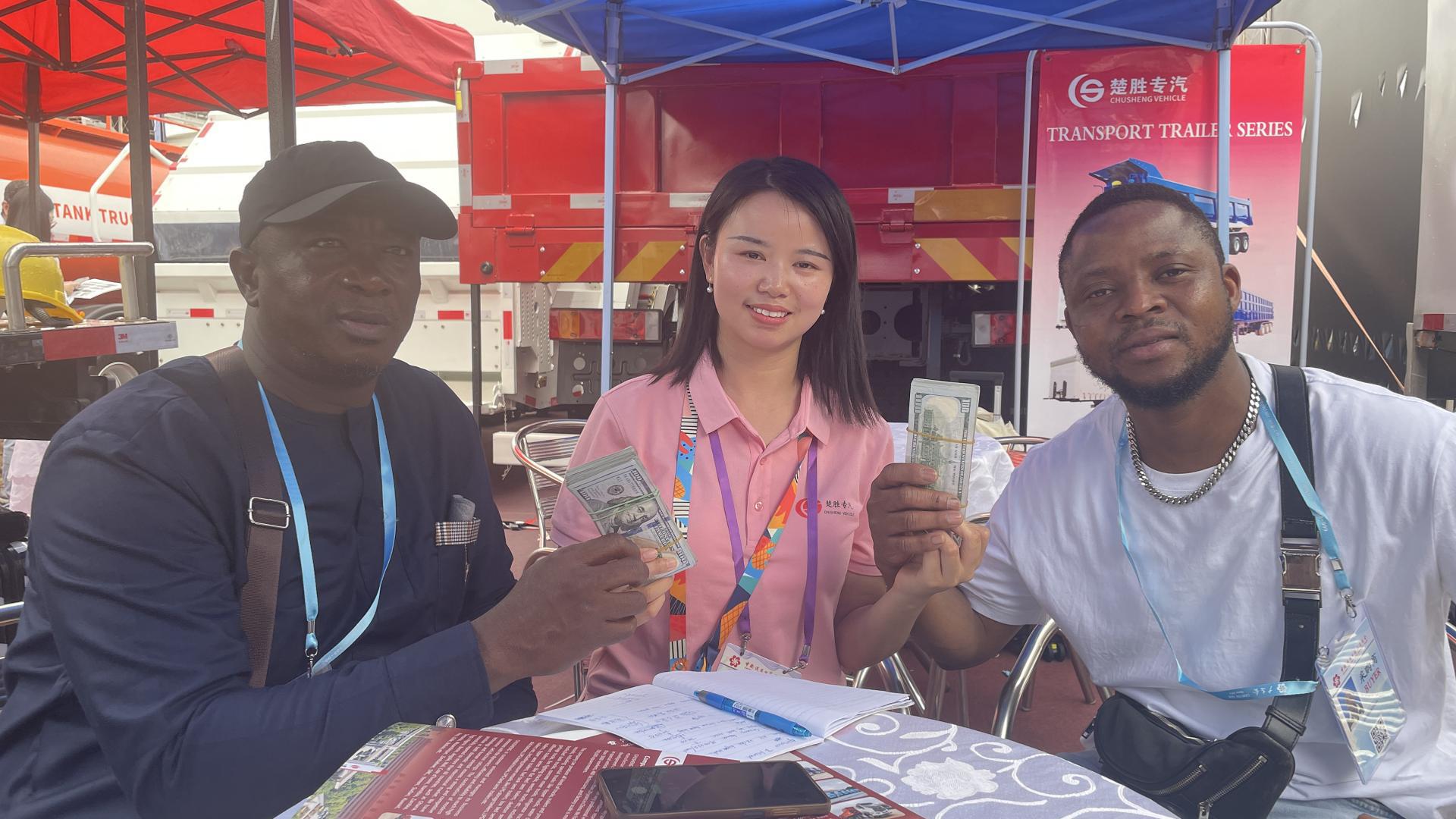 Успешный! Автомобиль Chusheng на 137 -й кантонской ярмарке