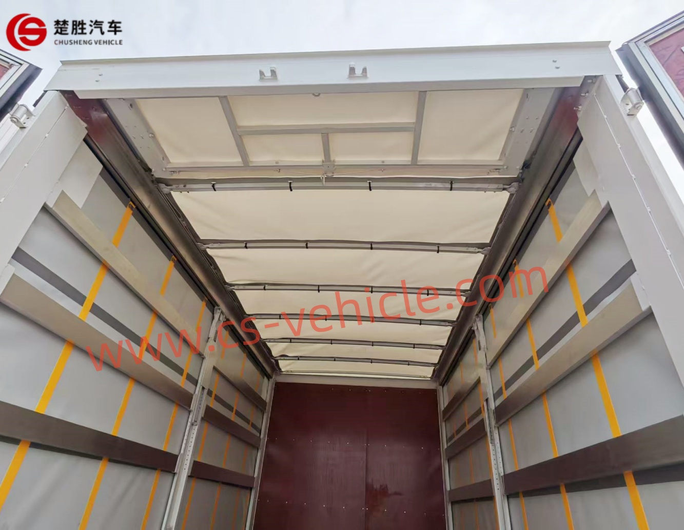 Грузовик-брезент-6